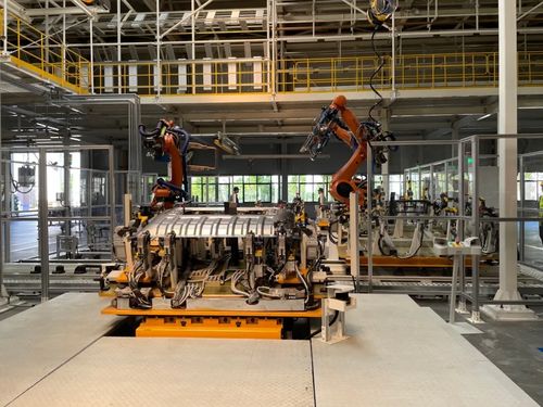 智造新動(dòng)能 超級(jí)卡車工廠長(zhǎng)沙投產(chǎn)，歐航歐馬可賦能南方經(jīng)銷商馳騁互聯(lián)網(wǎng)銷售新賽道